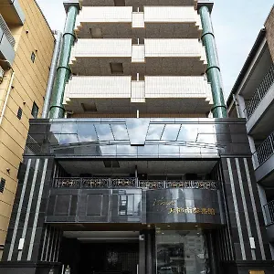  アパート 天神南参番館
